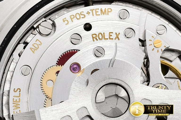 1206 R2DJ0200H – DJ2 41mm EyeCatching 615